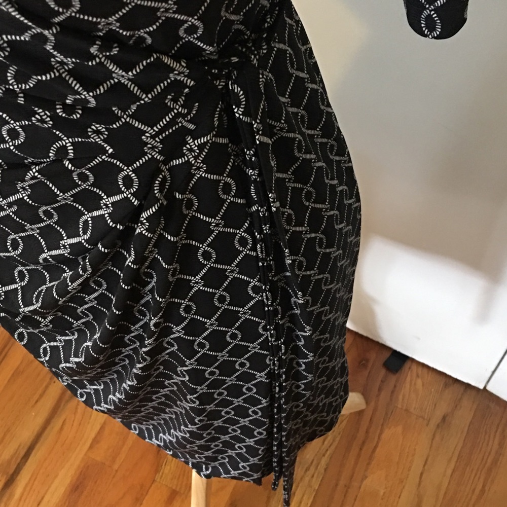 ‼️SOLD‼️Motherhood Maternity Wrap Dress - Picture 6 of 13